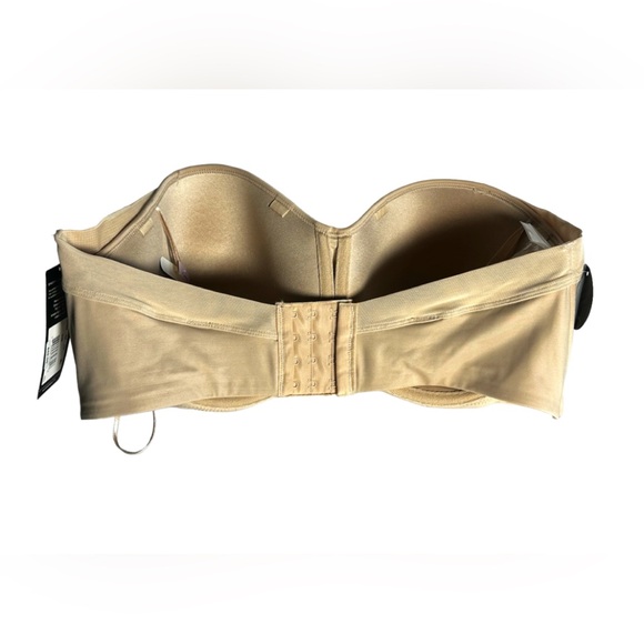 Bali Smoothing Bra w Hidden Underwire, No-Slip Gripper & Strapless Option - 44D - Picture 3 of 8